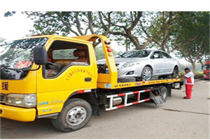 扎兰屯附近24小时汽车拖车服务热线